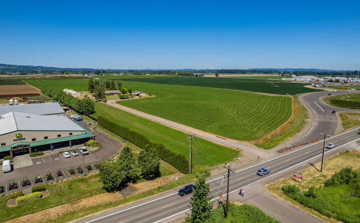 Pictures of Land property located at 12033 Ehlen Rd NE, Aurora, OR 97002 for sales - image #1