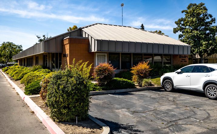 Pictures of Mixed Use property located at 2491 W SHAW AVE, FRESNO, CA 93711-3306 for sales - image #1