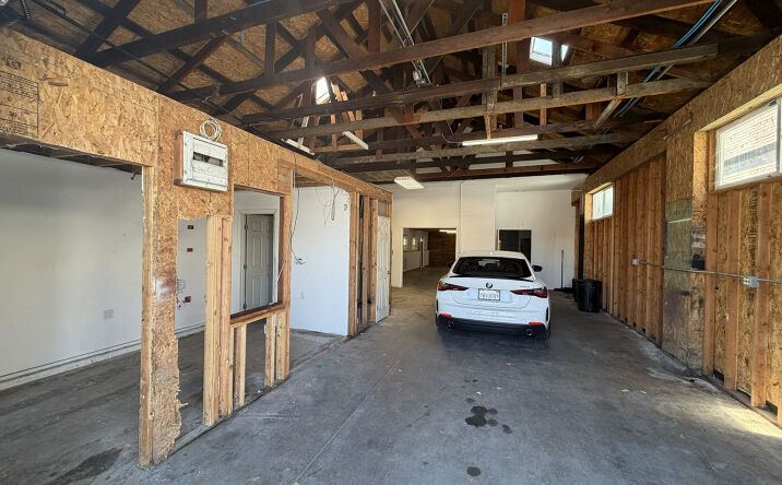 Pictures of Mixed Use, Industrial, Office property located at 265 15th Street, Richmond, CA 94801 for sales - image #1