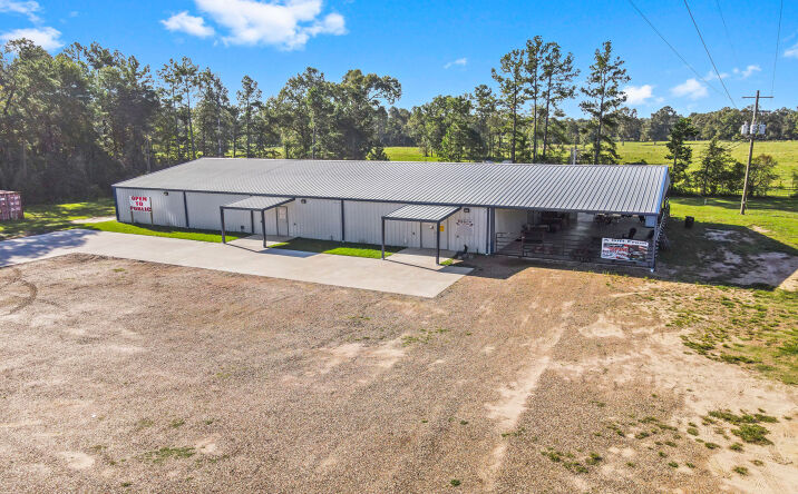 Pictures of Mixed Use, Special Purpose property located at 4951 US HWY 190 W, LIVINGSTON, TX 77351 for sales - image #1
