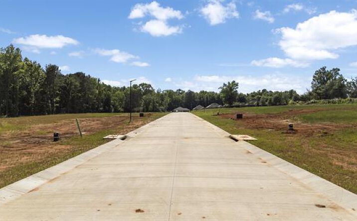 Pictures of Land property located at Lot 1 Driftwood Circle, Troup, TX 75789 for sales - image #1