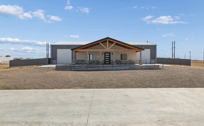 Pictures of Industrial property located at 8501 CARGO LN, AMARILLO, TX 79118 for sales - image #1