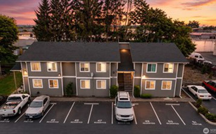 Pictures of Multifamily property located at 1613 Maple Lane #D1-D6, Kent, WA 98030 for sales - image #1