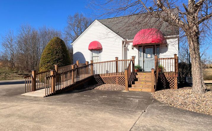 Pictures of Retail, Office property located at 3509 Andrew Johnson Hwy, Greeneville, TN 37745 for sales - image #1