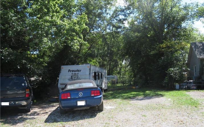 Pictures of Land, Multifamily property located at 137 E Pacific Avenue, Osawatomie, KS 66064 for sales - image #1