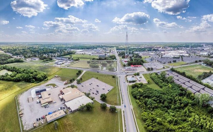 Pictures of Land property located at 3910 3926 Faraon Street, St Joseph, MO 64506 for sales - image #1