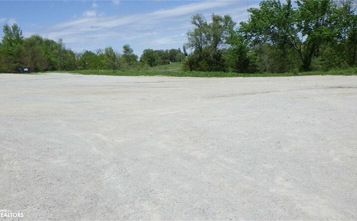Pictures of Special Purpose, Land, Self Storage property located at Pollock Blvd, Bedford, IA 50833 for sales - image #1