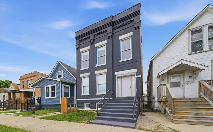 Pictures of Multifamily property located at 8535 S Morgan Street, Chicago, IL 60620 for sales - image #1