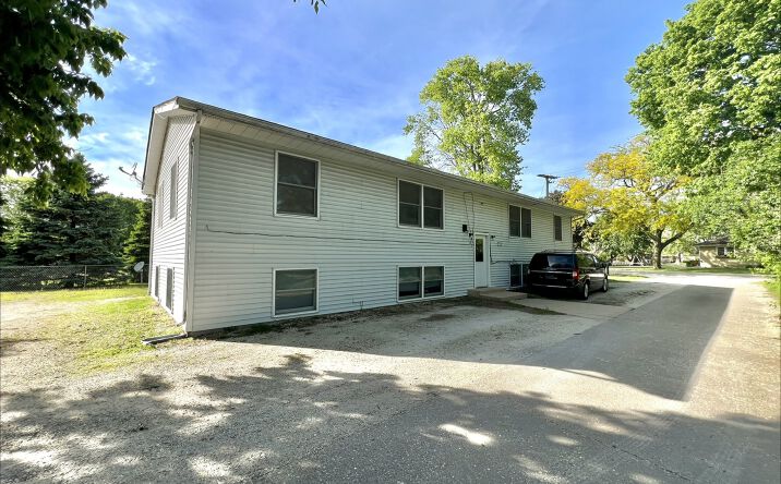 700 5th Avenue, Erie
