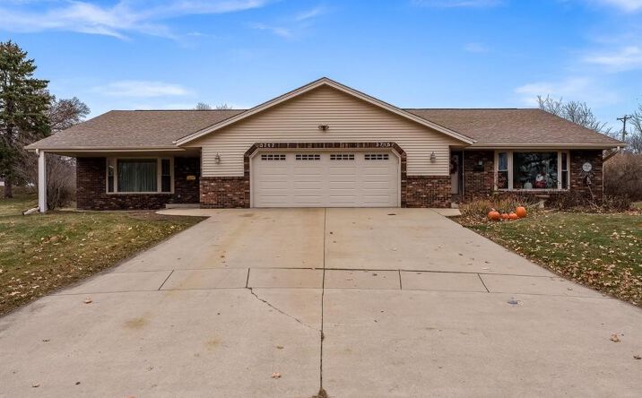 3715 PARKARD Court, Rockford