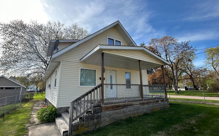 126 N HENRIETTA Avenue, Rockford