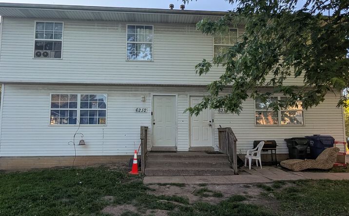 Pictures of Multifamily property located at 6232-6234 Appomattox Road, Davenport, IA 52806 for sales - image #1