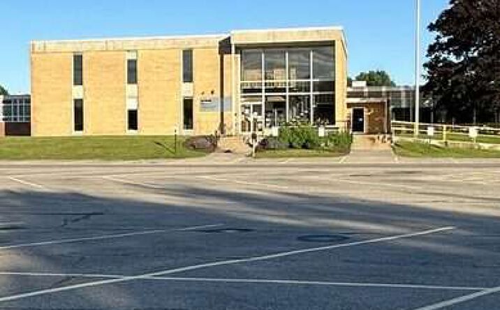 Pictures of Industrial property located at 9 Cutts Rd, Kittery, ME 03904 for sales - image #1