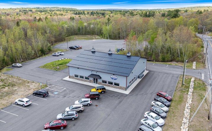 Pictures of Office, Industrial, Retail, Land property located at 409 Emerson Avenue, Hampstead, NH 03841 for sales - image #1