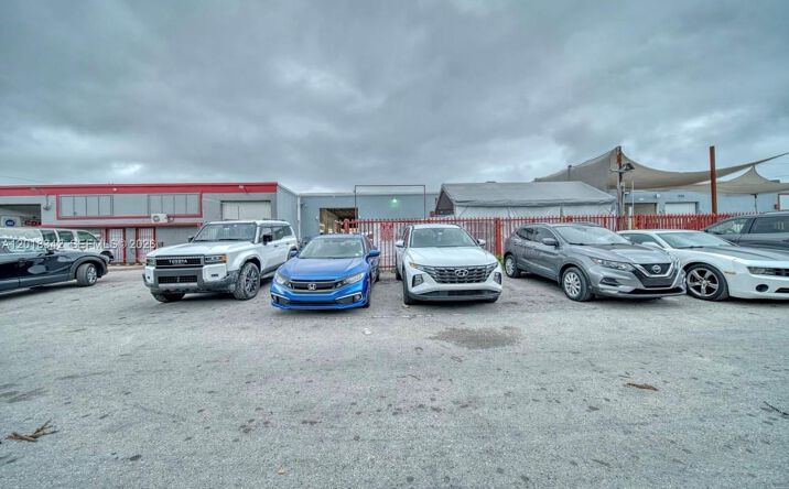 Pictures of Business for Sale, Retail, Industrial property located at 3730 NW 82nd St, Hialeah, FL 33147 for sales - image #1