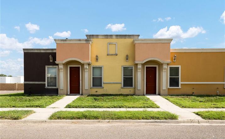 Pictures of Multifamily property located at 3151 Regal Drive, Edinburg, TX 78539 for sales - image #1