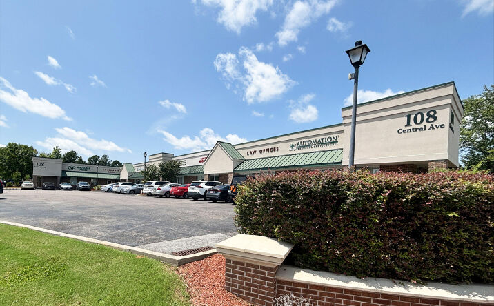 Pictures of Office, Retail property located at 108 Central Avenue # 6, Goose Creek, SC 29445 for sales - image #1