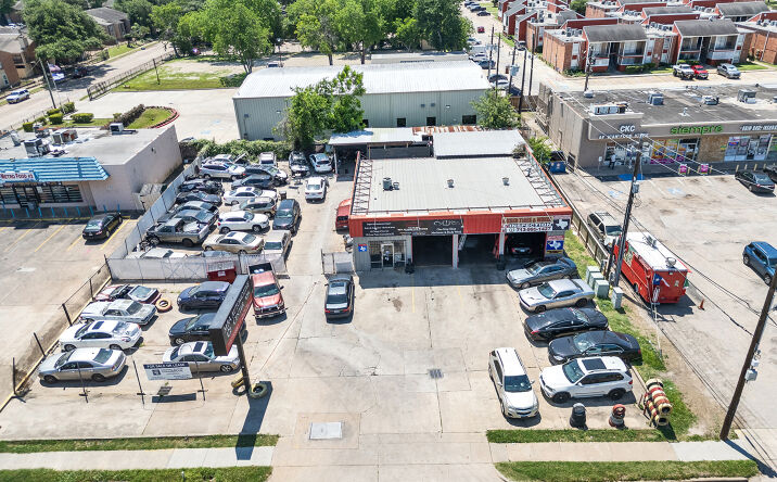 Pictures of Retail property located at 10090 South Gessner Road, Houston, TX 77071 for sales - image #1