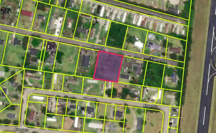 Pictures of Land, Multifamily, Mobile Home Park property located at 320 Eugene St, Lake City, SC 29560 for sales - image #1