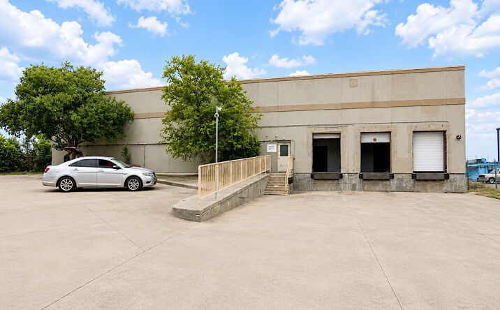 Pictures of Industrial property located at 3508 Wellsite Drive, Norman, OK 73069 for sales - image #1