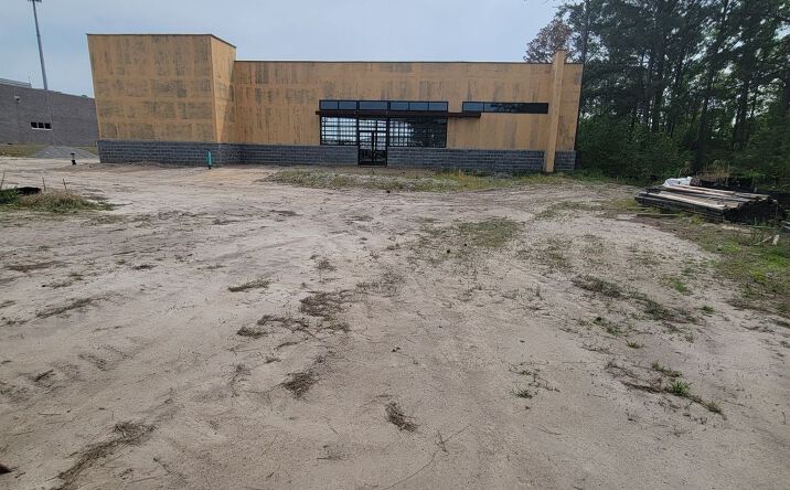Pictures of Retail property located at 14094 Abercorn St, Savannah, GA 31419 for sales - image #1