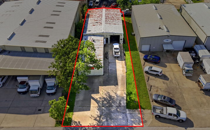 Pictures of Industrial property located at 1313 ILLINOIS ST, SOUTH HOUSTON, TX 77587 for sales - image #1