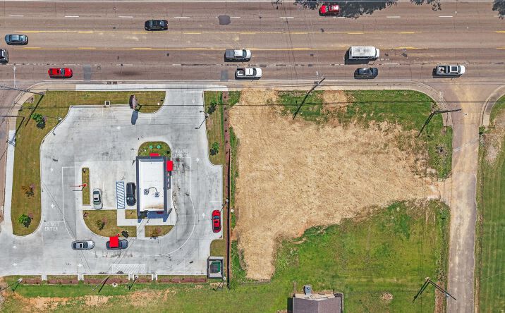 Pictures of Land property located at 2613 N Highland Avenue, Jackson, TN 38305 for sales - image #1