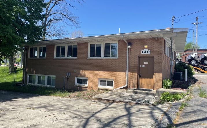 Pictures of Retail, Office property located at 140 W Michigan Avenue, Three Rivers, MI 49093 for sales - image #1