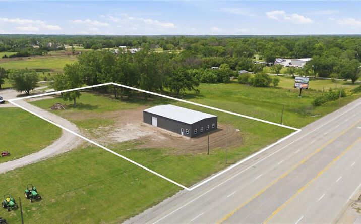 Pictures of Industrial property located at 311 E 1st Street, Iola, KS 66749 for sales - image #1