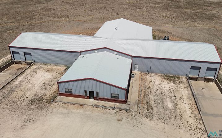 Pictures of Mixed Use, Industrial, Office, Retail property located at 201 E Spruce Street, Portales, NM 88130 for sales - image #1