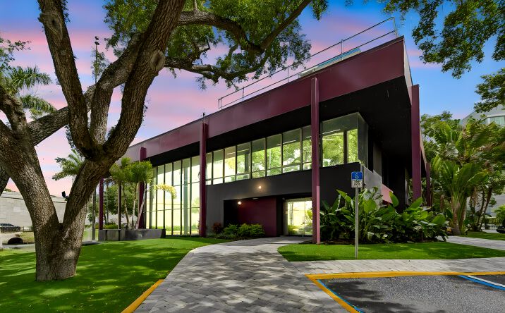 Pictures of Office property located at 19995 US HWY 19 N, CLEARWATER, FL 33764-5013 for sales - image #1