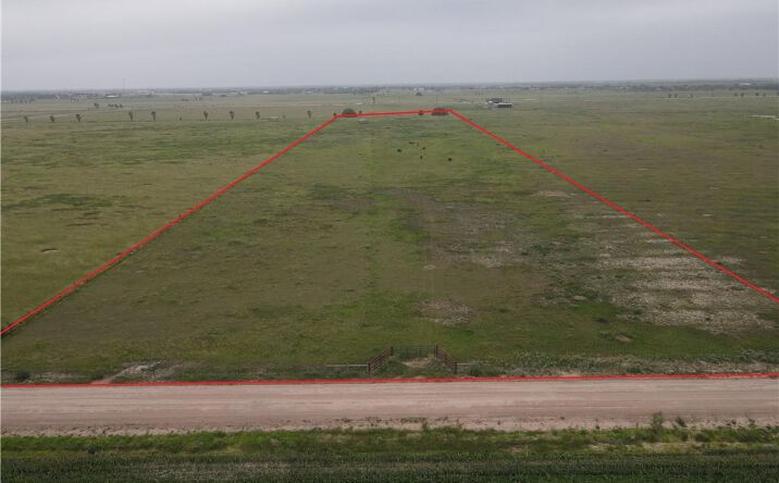 Pictures of Land property located at Mile 3 West, Monte Alto, TX 78538 for sales - image #1