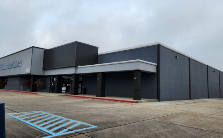 Pictures of Retail, Industrial, Self Storage property located at 9921 I-10 Service Road, New Orleans, LA 70127 for sales - image #1