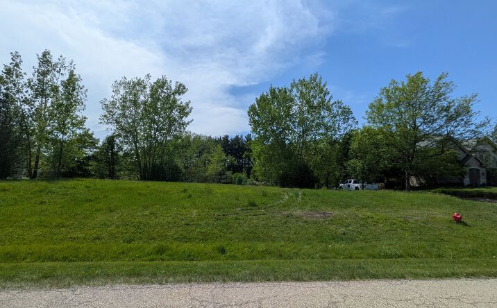 Pictures of Land property located at 8770 Belfield Drive, Lakewood, IL 60014 for sales - image #1