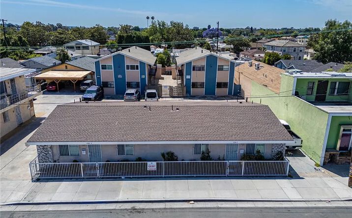 Pictures of Multifamily property located at 436 E Market, Long Beach, CA 90805 for sales - image #1