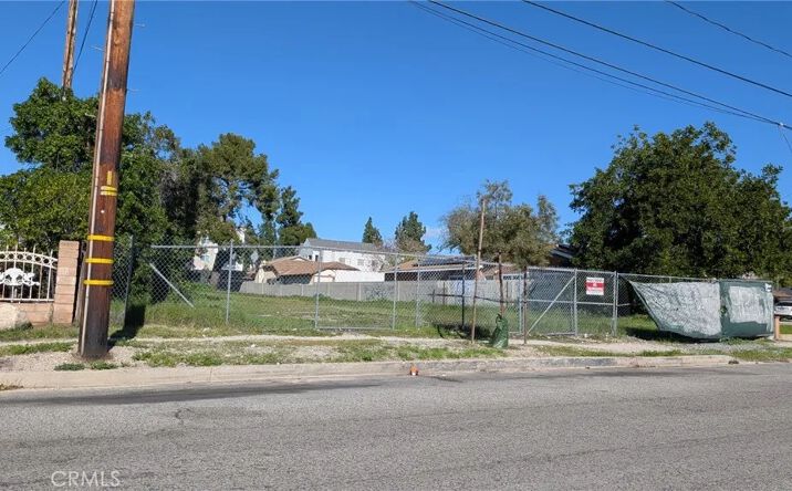 Pictures of Land property located at 11055 Stagg, Sun Valley, CA 91352 for sales - image #1