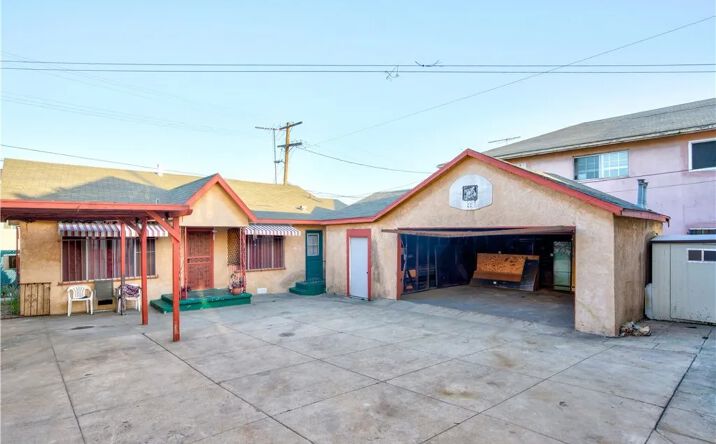 Pictures of Multifamily property located at 926 Spence, Los Angeles, CA 90023 for sales - image #1