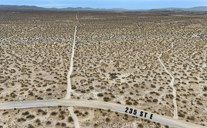 Pictures of Land property located at 233 Avenue T, Black Butte, CA 93591 for sales - image #1