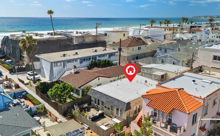 Pictures of Multifamily property located at 726-28 1/2 Ormond Ct, San Diego, CA 92109 for sales - image #1