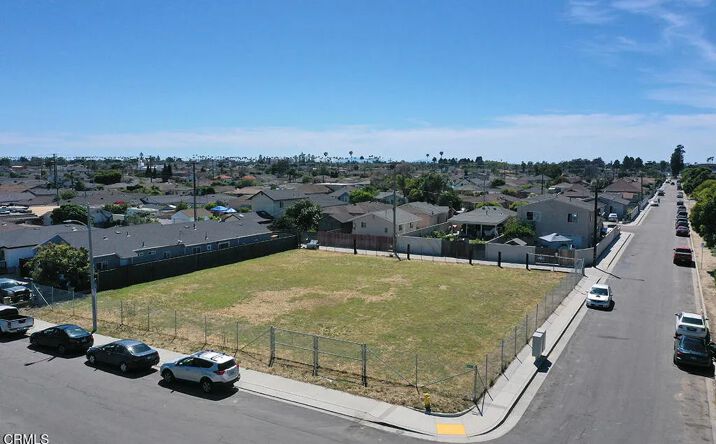Pictures of Land property located at 561 N Anita, Oxnard, CA 93030 for sales - image #1