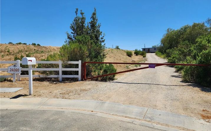 Pictures of Land property located at 24000 Hidden Ridge, Hidden Hills, CA 91302 for sales - image #1
