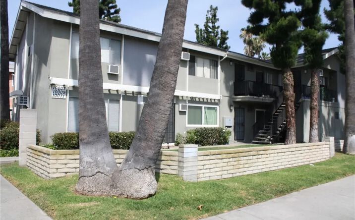 Pictures of Multifamily property located at 10011 Sepulveda, Mission Hills (san Fernando), CA 91345 for sales - image #1