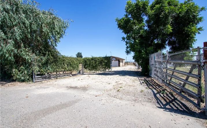 Pictures of Land property located at 3650 Santa Fe, Atwater, CA 95301 for sales - image #1