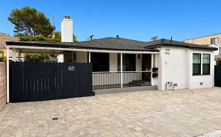 Pictures of Multifamily property located at 4538 Tujunga Avenue, Studio City, CA 91602 for sales - image #1