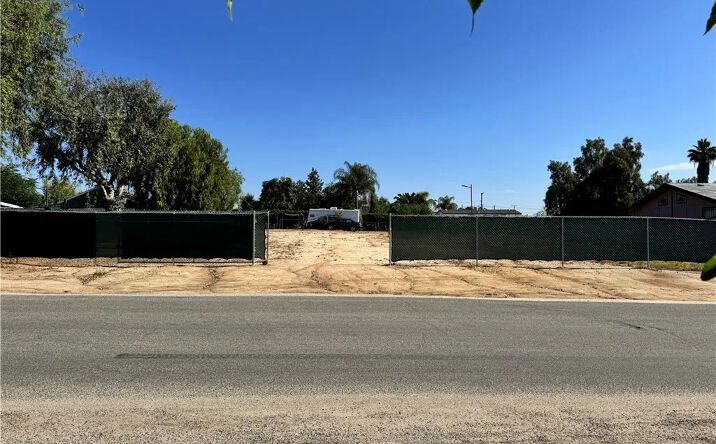 Pictures of Land property located at 21668 Nance, Perris, CA 92570 for sales - image #1
