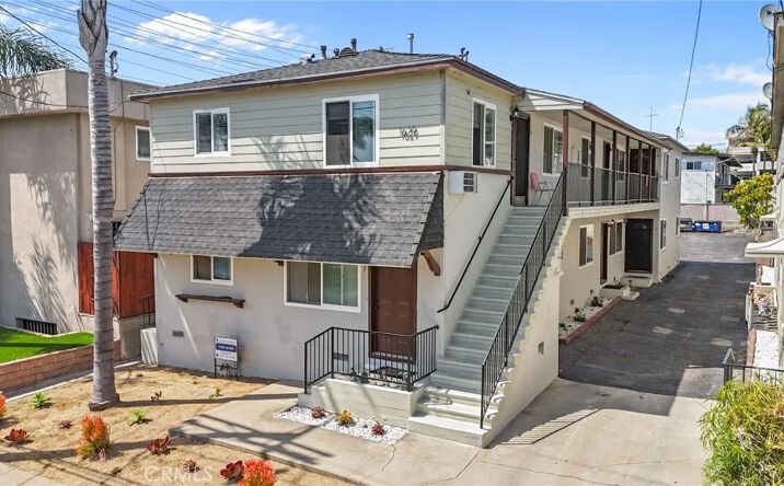 Pictures of Multifamily property located at 1629 E Maple, El Segundo, CA 90245 for sales - image #1