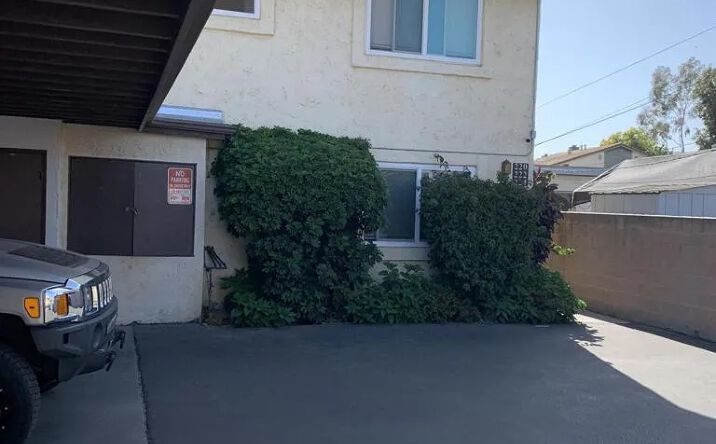 Pictures of Multifamily property located at 220 S Palm Avenue, Santa Paula, CA 93060 for sales - image #1