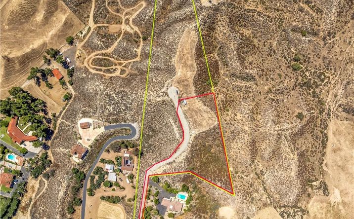 Pictures of Land property located at 4020 Charlton, Hemet, CA 92544 for sales - image #1