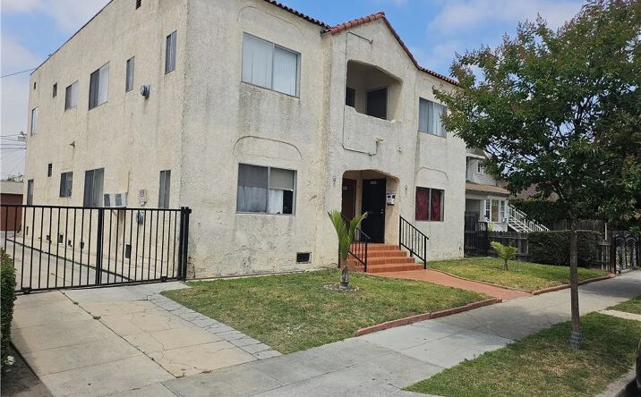 Pictures of Multifamily property located at 6519 Middleton Street, Huntington Park, CA 90255 for sales - image #1
