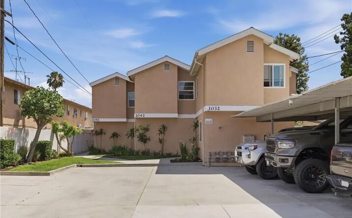 Pictures of Multifamily property located at 1032 N Acacia Street, Anaheim, CA 92805 for sales - image #1